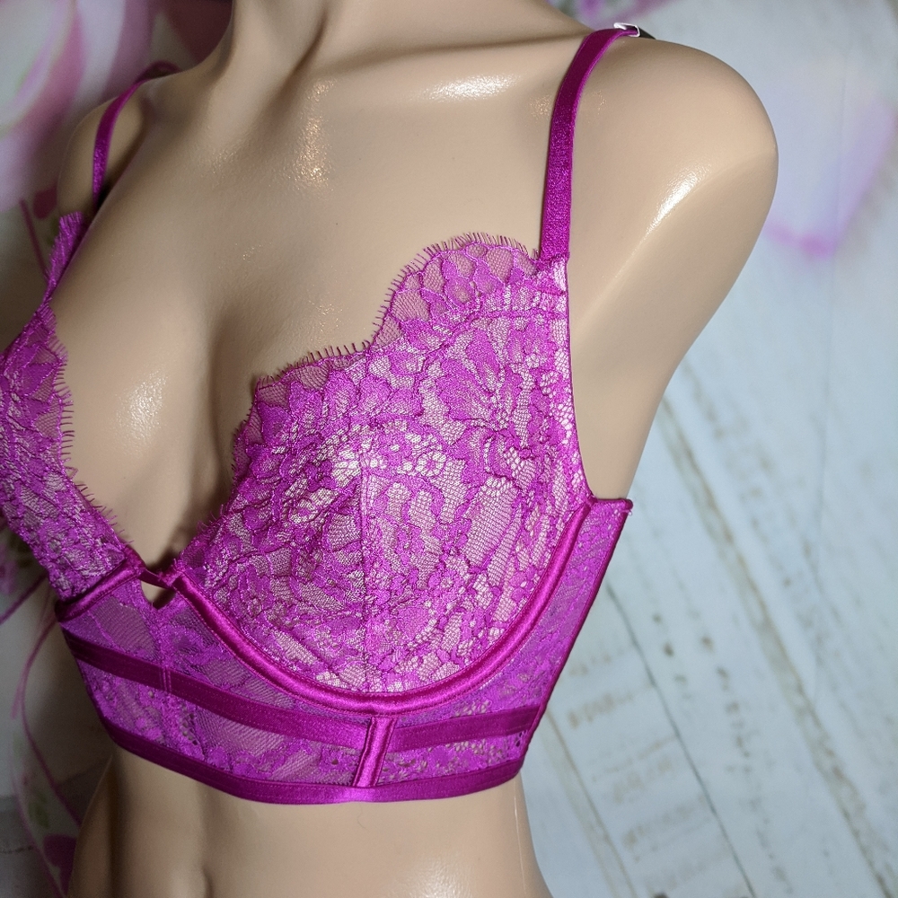VS Bra unlined plunge up lift shocking lpink